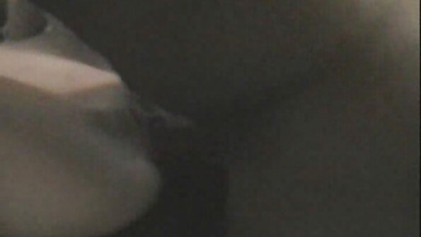 Eine Brünette wird vor der Kamera im Doggystyle gefickt reife frauen ab 60 nackt
